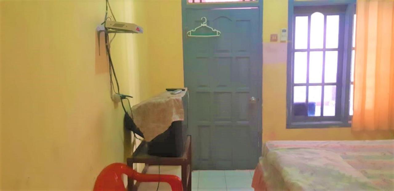 Spot On 2969 Hotel Citra Ayu Labuhan Exterior foto